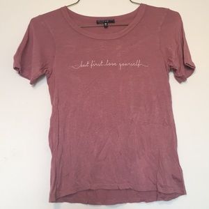 Love Peace & Lazy Days rose colored tee